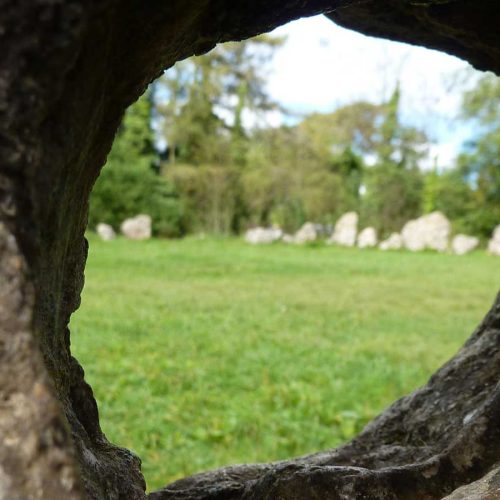 The Kings Men: The Rollright Stones, Oxon flickr photo by lydia_shiningbrightly shared under a Creative Commons (BY) license